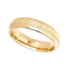 9ct Yellow Gold Gents 5mm Diamond Cut Wedding Band