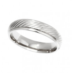 9ct White Gold Gents 5mm Diamond Cut Wedding Band