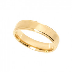 9ct Yellow Gold Gents 5mm Diamond Cut Wedding Band