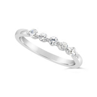 Ladies 18ct Gold 5 Stone Diamond Set Wedding Ring
