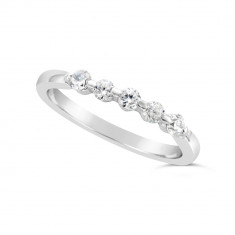 Ladies 9ct Gold 5 Stone Diamond Set Wedding Ring