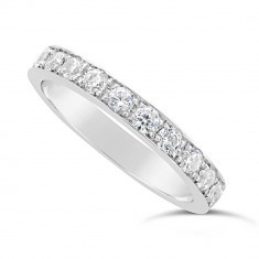 Ladies 9ct Gold Diamond Set Wedding Ring