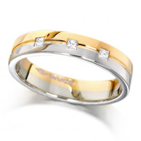 18ct Yellow and White Gold Ladies 4mm Wedding Ring with Grooved Centre and Set with 3 Princess Cut Diamonds, Total Weight 7pts  