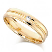 9ct Yellow Gold Gents 5mm Wedding Ring with Grooved and Beaded Centre and Set with Single 5pt Diamond   