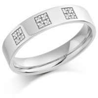 Platinum Ladies 4mm Wedding Ring Set with 6pts of Diamonds in 3 Square Boxes  