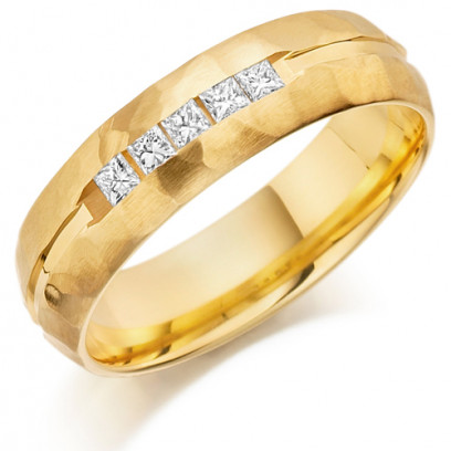 9ct Yellow Gold Gents 6mm Wedding Ring with 0.26ct of Channel Set Princess Cut Diamonds with Stipple Edge Pattern  