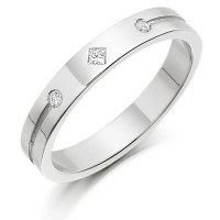 9ct White Gold Ladies 3mm Wedding Ring Set with a Princess Cut and 2 Round Diamonds Weighing a Total of 4pts  