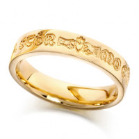 9ct Yellow Gold Ladies 4mm Celtic Wedding Ring Engraved with ""a stor mo chroi"" (darling of my heart)  "