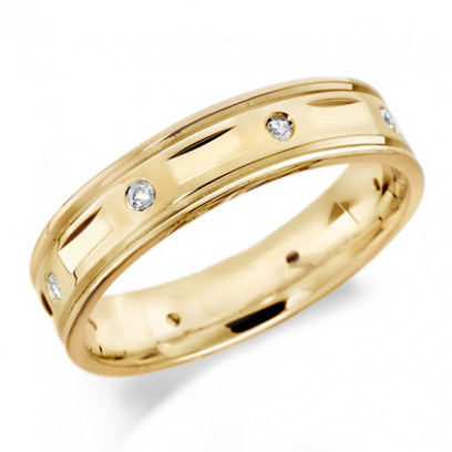 9ct Yellow Gold Gents 5mm Wedding Ring with Alternate Diamonds and Flat Cuts All Around, Set with a Total of 12pts of Diamonds  