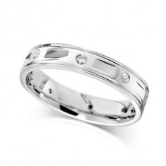 9ct White Gold Ladies 4mm Wedding Ring with Alternate Diamonds and Flat Cuts All Around, Set with a Total of 12pts of Diamonds  