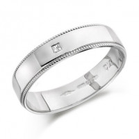 9ct White Gold Gents 5mm Wedding Ring with Beaded Edges and Set with Single 3pt Princess Cut Diamond  