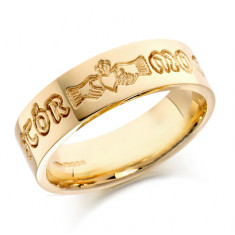 9ct Yellow Gold Gents 6mm Celtic Wedding Ring Engraved with ""a stor mo chroi"" (darling of my heart)
