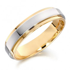 9ct Yellow and White Gold Gents 5mm Wedding Ring with Raised Centre  