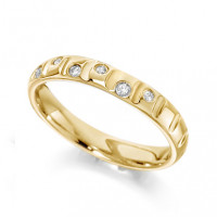 9ct Yellow Gold Ladies 3mm Wedding Ring with Curved Grooves and 7pts of Alternate Set Diamonds  