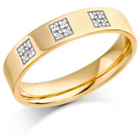 9ct Yellow Gold Ladies 4mm Wedding Ring Set with 6pts of Diamonds in 3 Square Boxes  