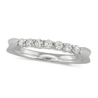 18ct White Gold Ladies Claw Set Half Eternity Ring Set With 0.25ct Of Diamonds