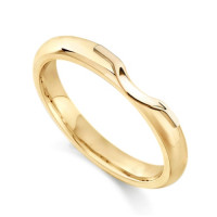 9ct Yellow Gold Ladies 3mm Wedding Ring with Dome Shaped Outside and a Raised Ridge around the Grooved Cut