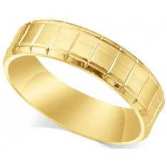 9ct Yellow Gold Gents 6mm Flat Court Wedding Ring with a Bright Diamond Cut Vertical Lines All Around and with a Shiny Edge